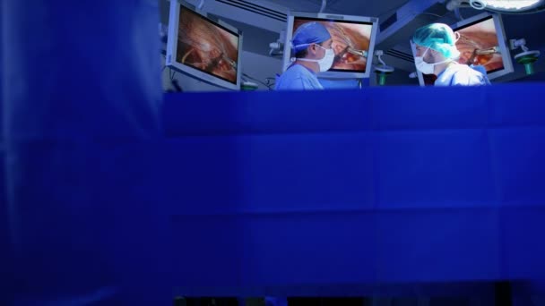 Szkolenie zespołu za pomocą endoskopii — Wideo stockowe