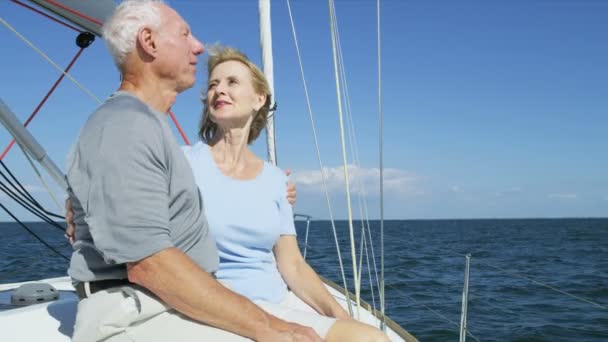 Couple on their sailing yacht — Stock Video