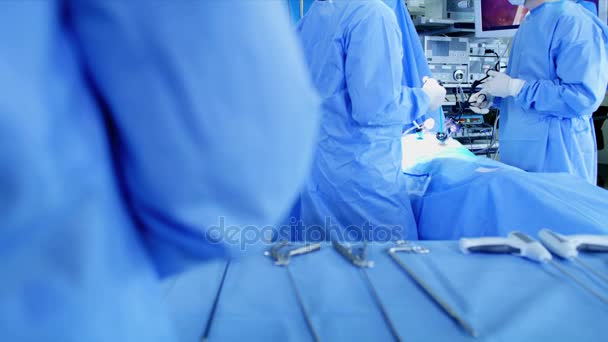 Zespół szkoleniowy chirurgiczne operacji — Wideo stockowe