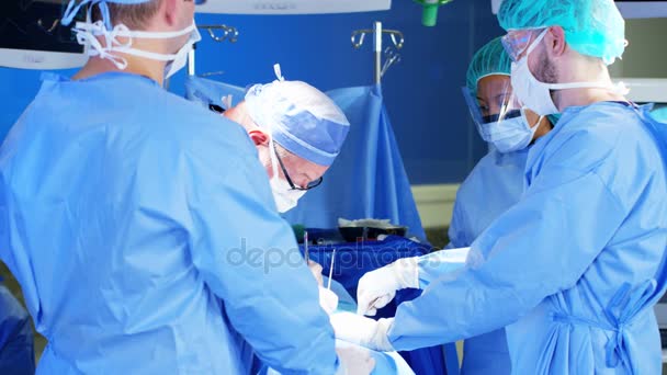 Surgical team performing Orthopaedic surgery — Stock Video