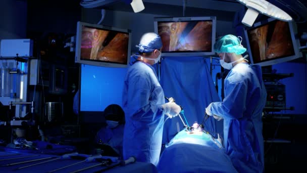 Opération chirurgicale laparoscopique — Video