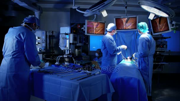 Лапароскопічної хірургічна операція — стокове відео