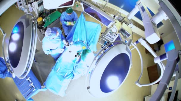 Opération chirurgicale laparoscopique — Video
