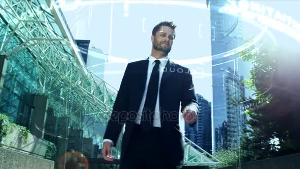 Homme d'affaires utilisant la réalité virtuelle écran tactile — Video