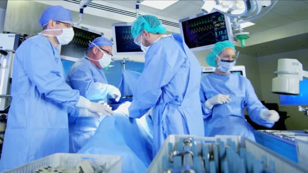 Medical team performing Orthopaedic surgery — Stock Video