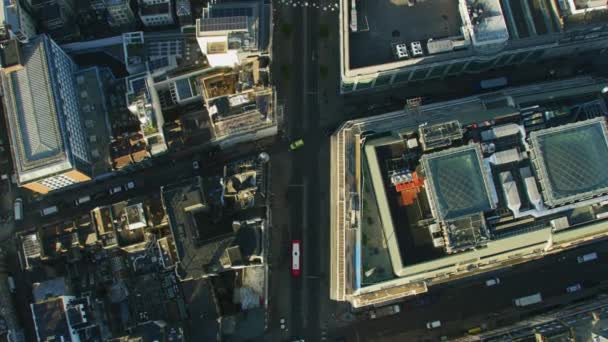 オックスフォード通り商業屋根公共交通機関通勤車ロンドン イギリス空撮日の出 — ストック動画