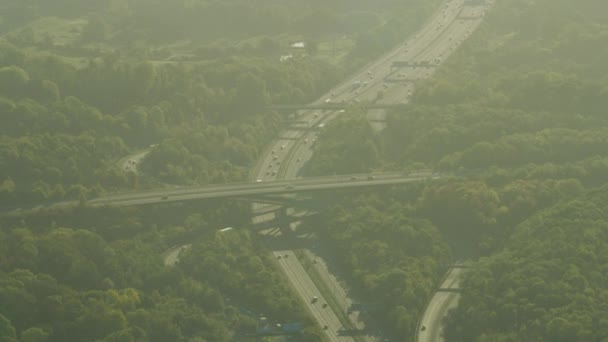 Aerial Sunrise Visa Fordon M25 Motorväg Flyover London Multi Lane — Stockvideo