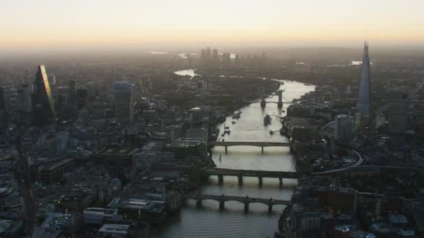 Λονδίνο Ηνωμένο Βασίλειο Νοεμβρίου 2017 Αεροφωτογραφία Κατά Μήκος Του Ποταμού — Αρχείο Βίντεο