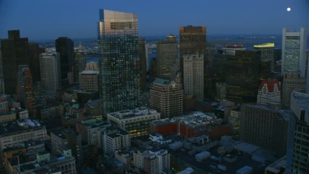 Cidade Aérea Iluminada Vista Crepúsculo Edifícios Arranha Céus Metropolitanos Centro — Vídeo de Stock