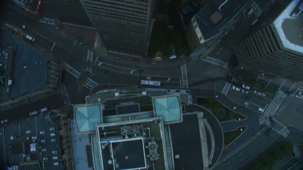 ダウンタウン ボストン金融オフィス ビジネス地区マサチューセッツ州アメリカで首都圏の超高層ビルの空中都市オーバーヘッド屋上ビュー — ストック動画