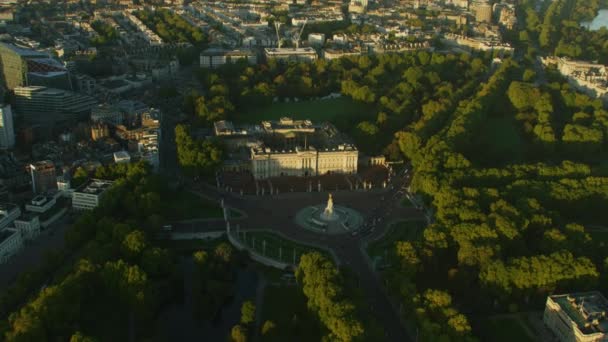 Εναέρια Sunrise Άποψη Φως Του Ήλιου Βασιλικό Παλάτι Του Buckingham — Αρχείο Βίντεο