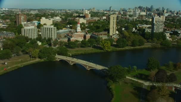 Luftaufnahme Von Dunster House Der Nähe Von John Weeks Bridge — Stockvideo