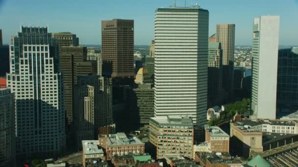 Vista Aérea Cidade Edifícios Arranha Céus Metropolitanos Centro Boston Financial — Vídeo de Stock