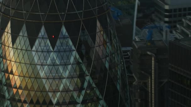 London November 2017 Aerial Close View Dawn Sunshine Reflecting Glass — Stock Video