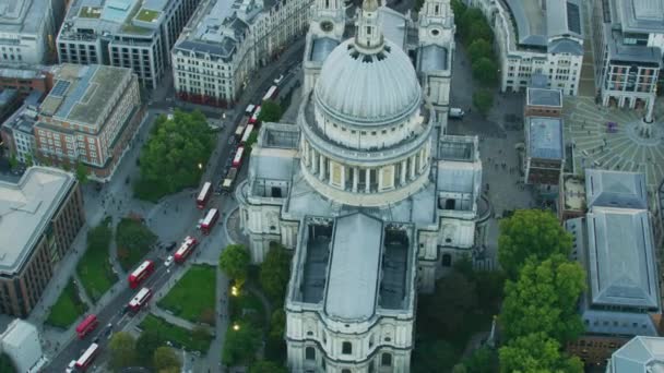 Luftaufnahme Bei Sonnenuntergang Pauls Kathedrale Anglikanische Kirche Fußgänger Und Pendler — Stockvideo
