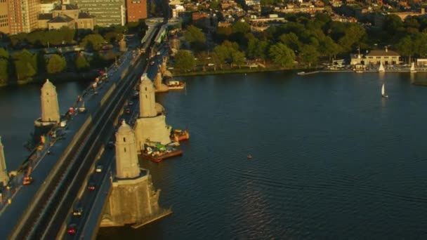 Vista Aérea Atardecer Del Puente Longfellow Enlaces Por Carretera Ferrocarril — Vídeos de Stock