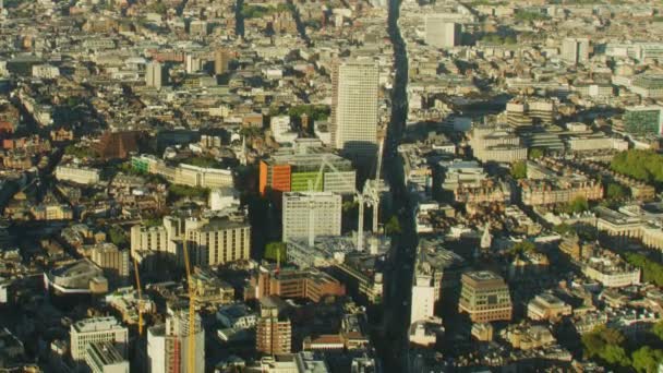 Luftaufnahme Sonnenaufgang London Stadtbild Gewerbe Und Wohngebäude Wolkenkratzer Büros Und — Stockvideo
