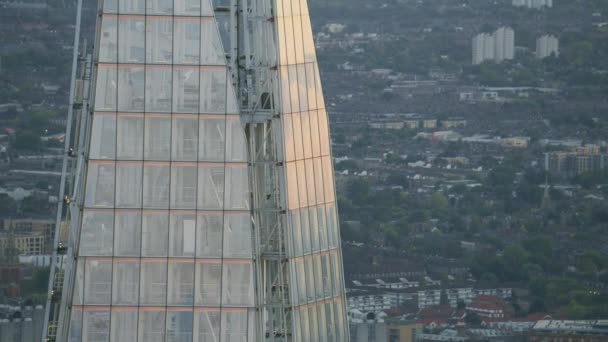 일몰의 피라미드 마천루 건축가 피아노 잉글랜드 런던에서 2017 — 비디오