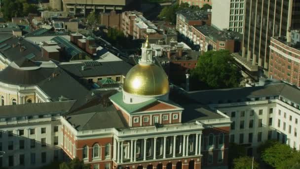 Overhead Flygfoto Boston Guld Kupol State House Nära Frihet Leden — Stockvideo