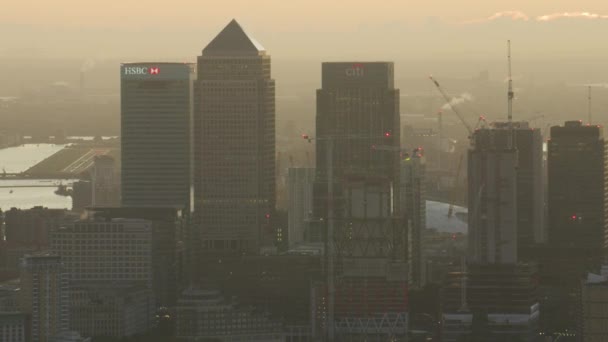 伦敦英国 2017年11月 鸟瞰日出在一个加拿大正方形商业办公室金丝雀码头摩天大楼伦敦多克兰英国英国 — 图库视频影像