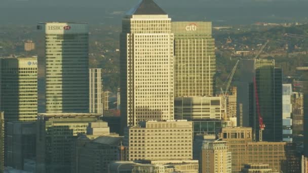 伦敦英国 2017年11月 鸟瞰在日落金丝雀码头多克兰商业摩天大楼一加拿大正方形 竞技场伦敦英国英国 — 图库视频影像