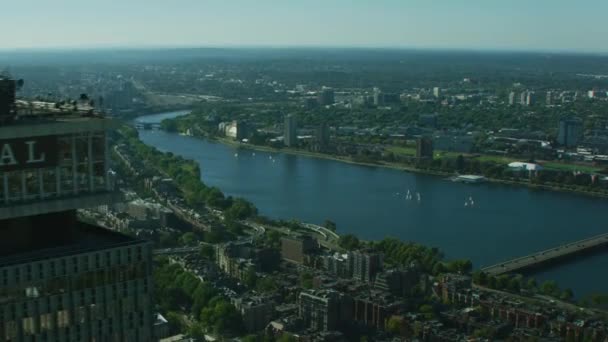 美国波士顿 2017年11月 市中心城市摩天大楼建筑鸟瞰塔查尔斯河波士顿马萨诸塞州美国 — 图库视频影像