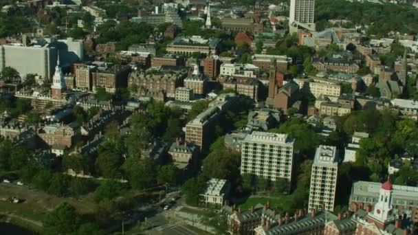 Luftaufnahme Der Historischen Boston Harvard Universitätsgebäude Fluss Charles Bezirk Cambridge — Stockvideo