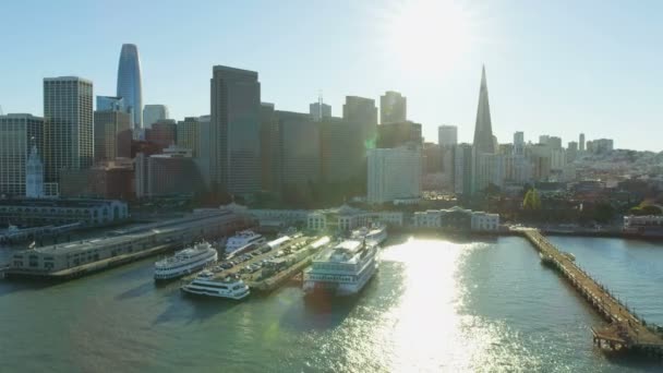 Waterfront Flygfoto Över Port San Francisco Downtown Finansdistriktet City Fordonet — Stockvideo