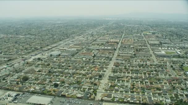 Вид Лос Анджелеса Передмістях Комерційних Житлових Приміщень Місто Хмарочосів Автострада — стокове відео