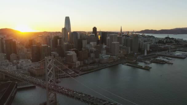 Aerial Waterfront Sunset View Port San Francisco Downtown Distrito Financiero — Vídeo de stock