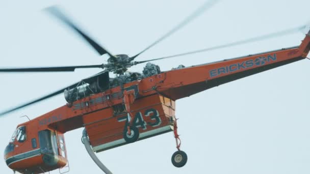 サンフランシスコ 2017年 エリクソン ヘリコプター事故および災害カリフォルニア アメリカで救助用の空撮 — ストック動画