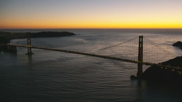 Letecké Dopravy Silniční Golden Gate Bridge Západ Slunce Presidio Marin — Stock video