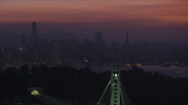San Francisco Kasım 2017 Hava Gece Aydınlatılmış Görünümü Gökdelenlerin Tünel — Stok video