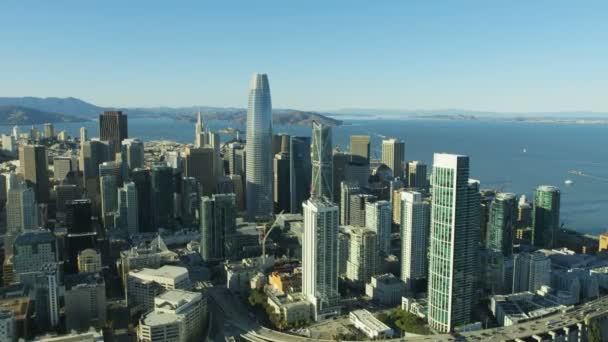 金融地区 ダウンタウン市内高層ビル Salesforce タワー湾橋私たち サンフランシスコ太平洋海カリフォルニアのサンフランシスコ 2017年 空中スカイライン ビュー — ストック動画