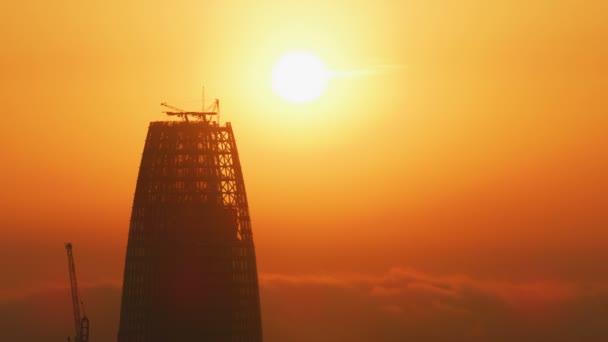 Vista Aérea Ciudad Atardecer Construcción Superior Del Rascacielos Salesforce Tower — Vídeos de Stock