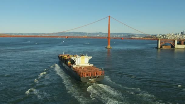 San Francisco November 2017 Aerial Sunlight View Container Ship Golden — Stock Video