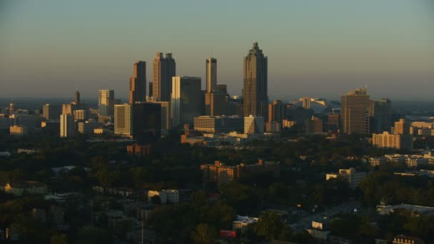 Atlanta November 2017 Luchtfoto Zonsopgang Weergave Van Wolkenkrabber Gebouwen Van — Stockvideo