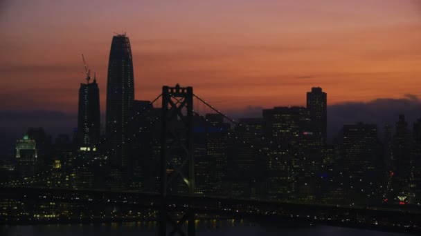 San Francisco Noviembre 2017 Vista Aérea Atardecer Rascacielos Bay Bridge — Vídeos de Stock