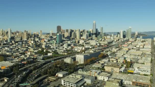 Сан Франциско Ноябрь 2017 Небоскрёбы Salesforce Tower Bay Bridge San — стоковое видео