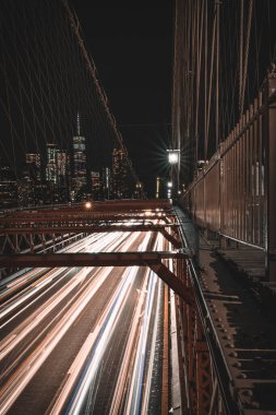 Manhattan, New York, ABD 'deki Brooklyn Köprüsü' nden görüntü