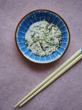 Anında et suyu çorbası.