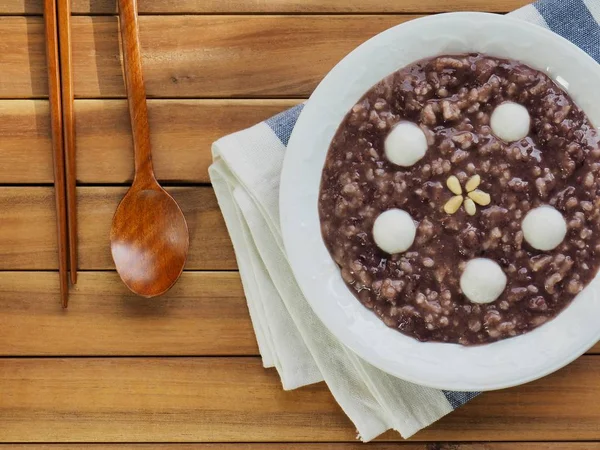 Kore yemeği kırmızı fasulye püresi