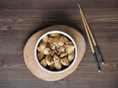 Soya soslu Asya gıda haşlanmış patates  