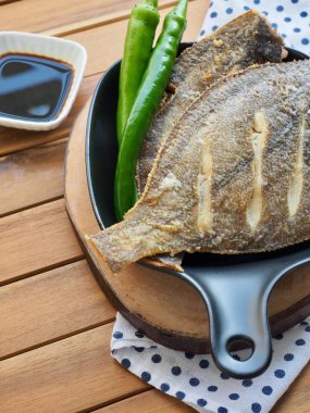 Asya yemekleri Pasifik sandviçi ızgara ve yeşil biber.