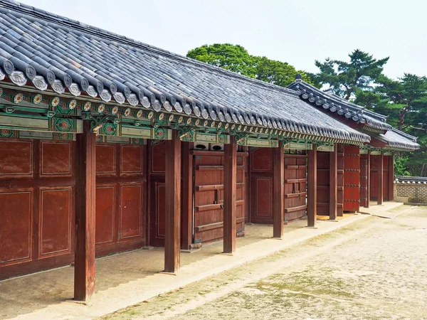 Корейский Традиционный Дворец Чангёнгун Традиционное Здание Дворец Чангёнгун — стоковое фото