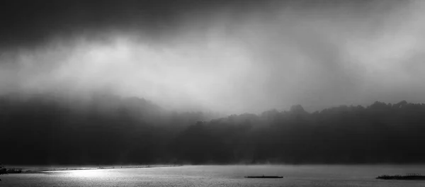 Corea Cheongju City Daecheong Lake Mañana Paisajes Niebla Agua Fotografía —  Fotos de Stock