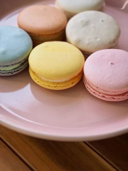 Macarons Colorés Différentes Couleurs Aliments Sucrés — Photo