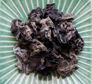 Asya gıda Kurutulmuş ağaç kulak mantarı, Macerate ağaç kulak mantarı