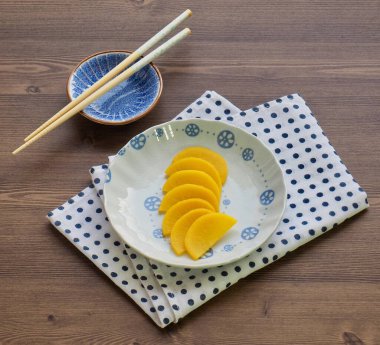 Asya garnitür turşu turp