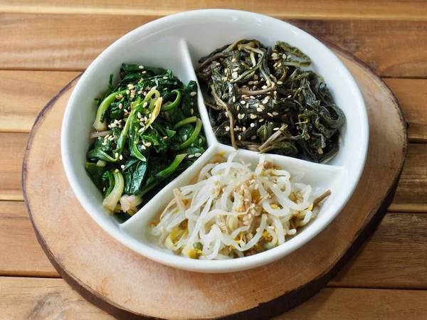 Korean Food Three Herbs Spinach Sprouts — Stock Photo, Image